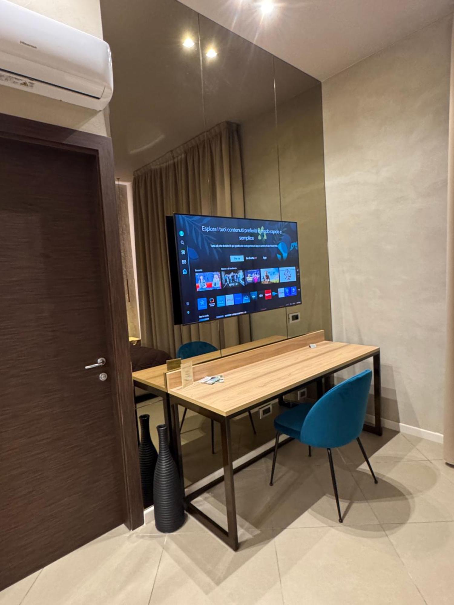 Tropicana Room Caserta Luaran gambar